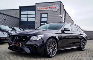 Hoofdafbeelding Mercedes-Benz E-Klasse Mercedes-Benz E-klasse Estate 63 S AMG 4MATIC Premium Plus | Performance Kuipstoelen | incl. BTW | Schuifdak | Sfeerverlichting |