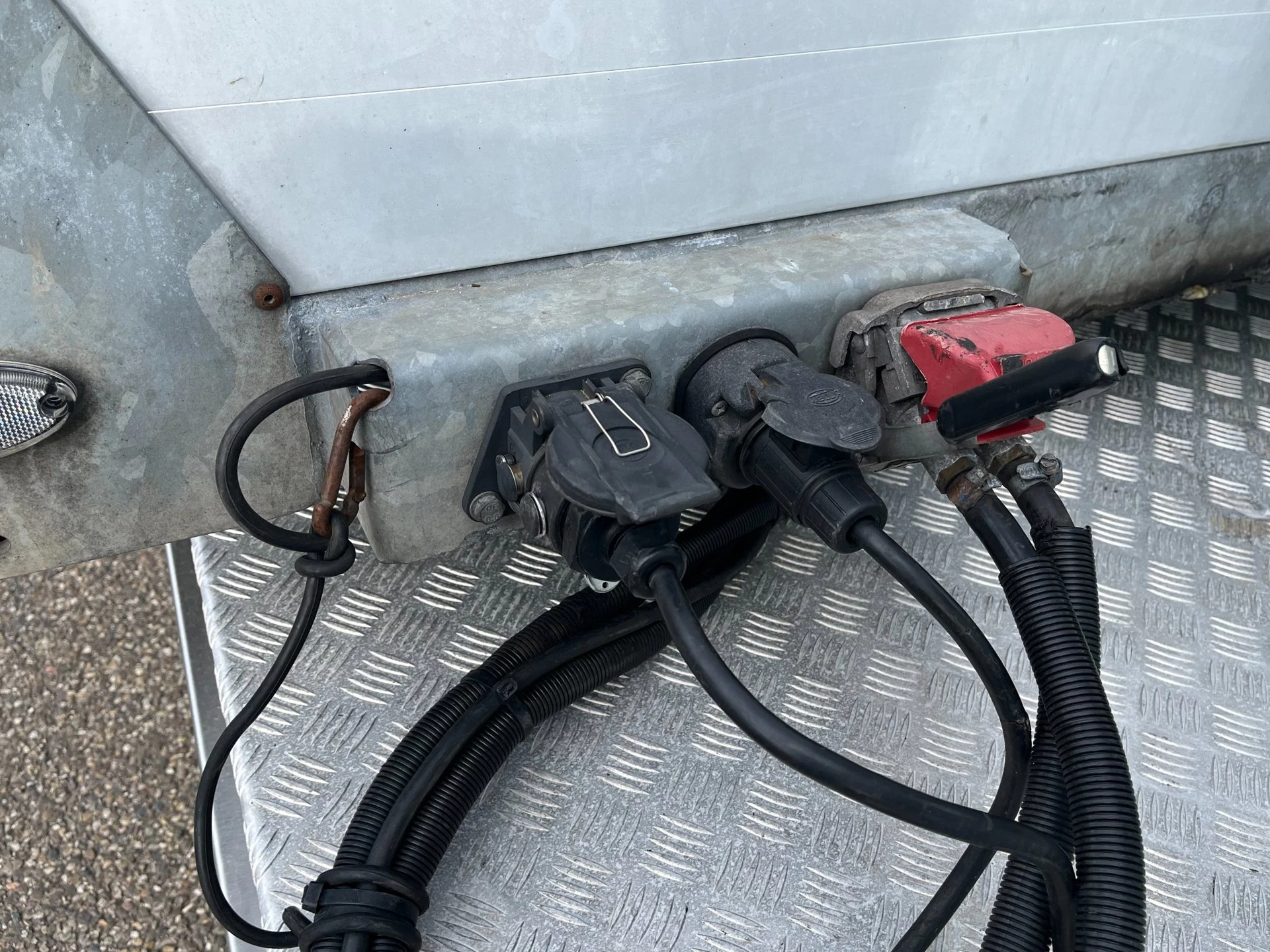 Hoofdafbeelding Trias BE Oplegger | 7T vlakke oplegger 