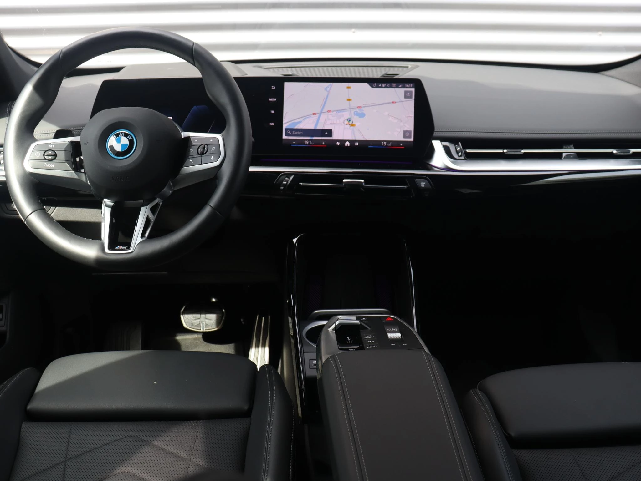 Hoofdafbeelding BMW iX1