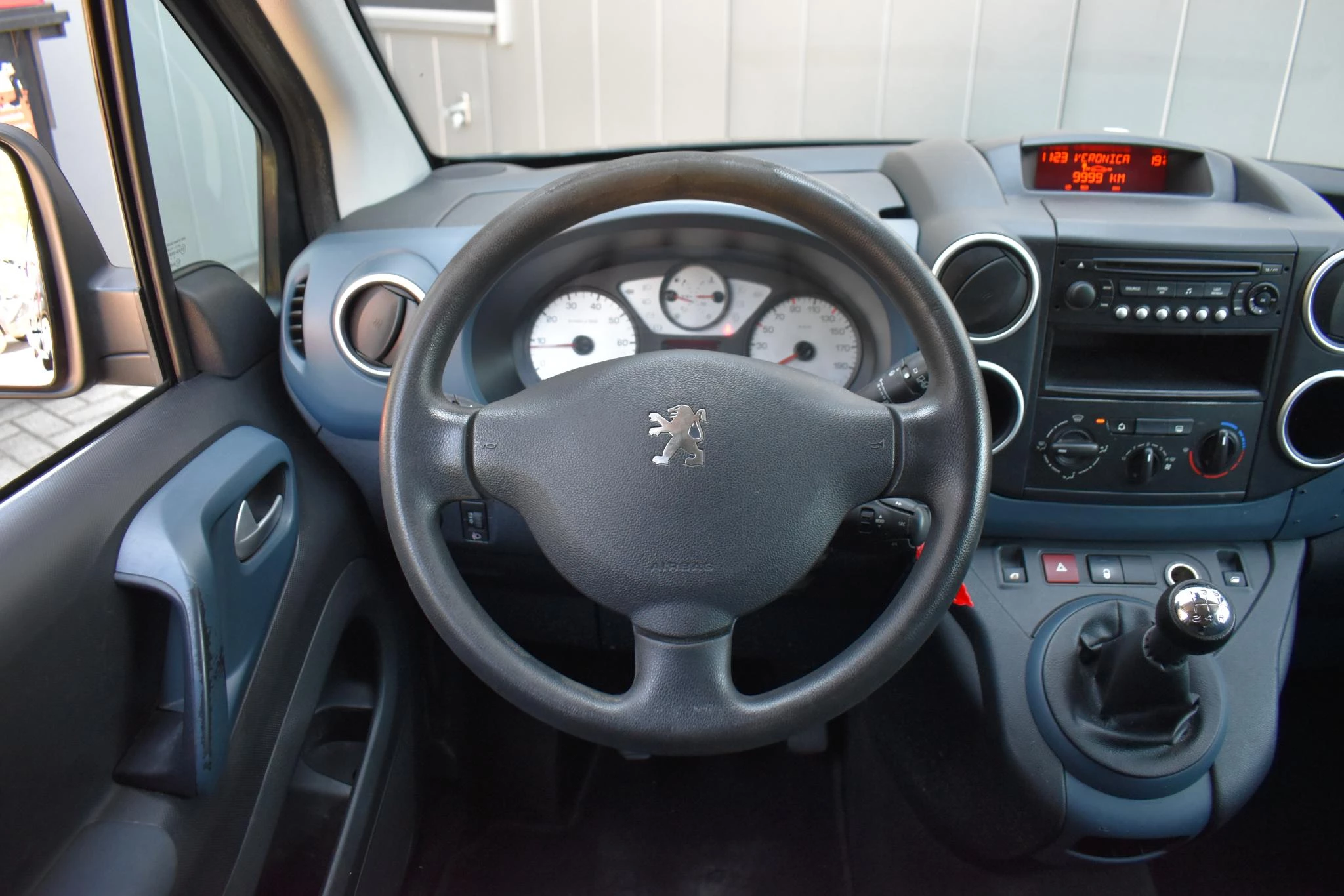 Hoofdafbeelding Peugeot Partner