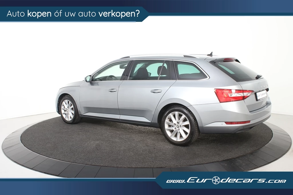 Hoofdafbeelding Škoda Superb