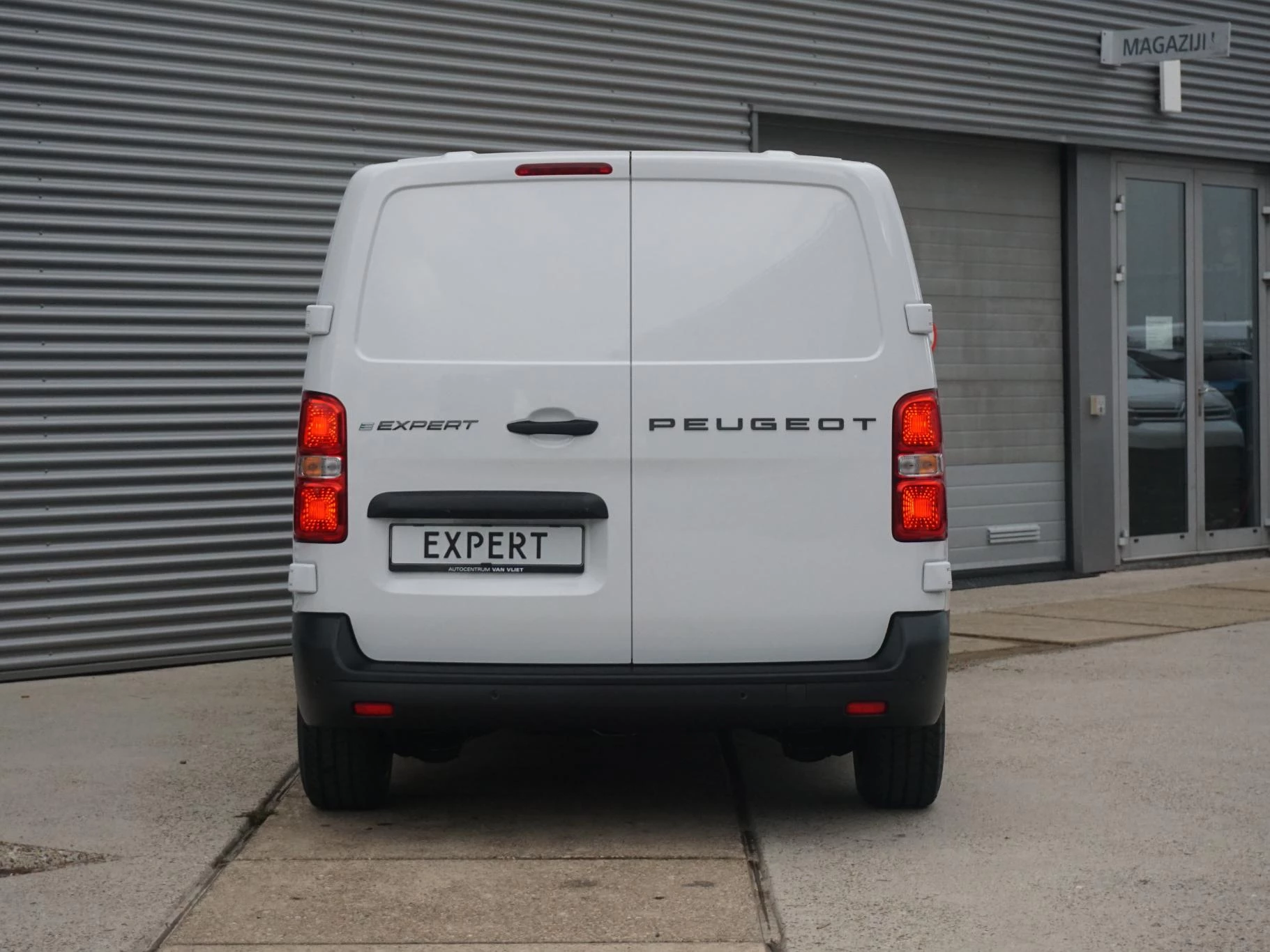 Hoofdafbeelding Peugeot e-Expert