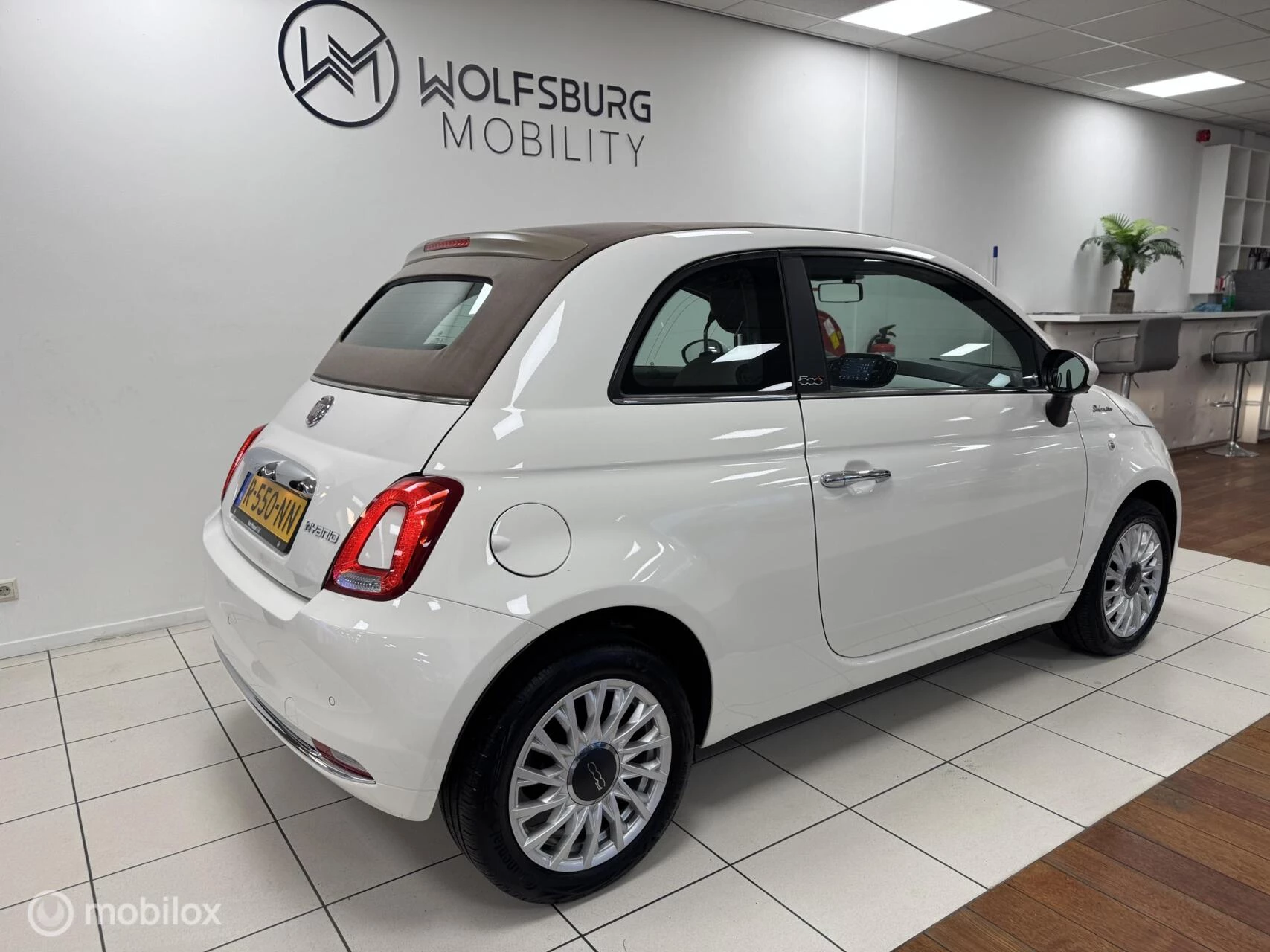 Hoofdafbeelding Fiat 500C