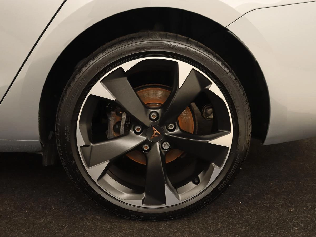 Hoofdafbeelding CUPRA Leon
