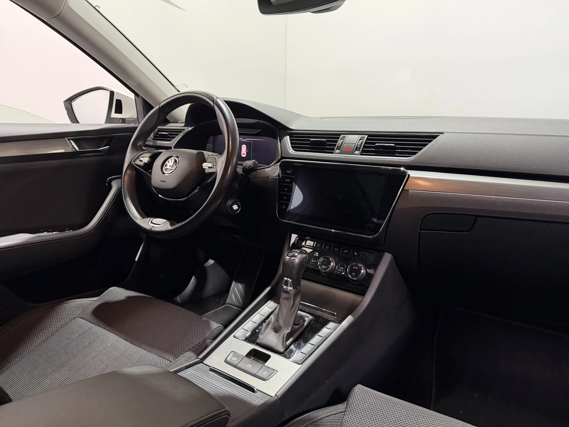Hoofdafbeelding Škoda Superb