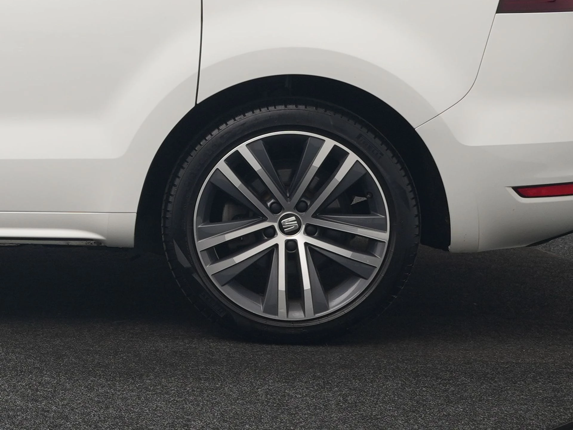 Hoofdafbeelding SEAT Alhambra