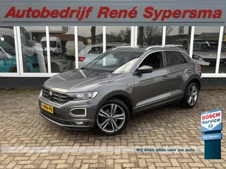 Hoofdafbeelding Volkswagen T-Roc Volkswagen T-Roc 1.5 TSI Sport 2x R-Line | Parkeer Camera | Adaptieve Cruise | Navi