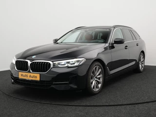 BMW 5 Serie Touring 530i Sportline Automaat | Lederen Sportstoelen Elektrisch & Verwarmd | Head Up | Virtual | Navigatie Groot | Apple Carplay | Camera | L.M. 18" | DAB |