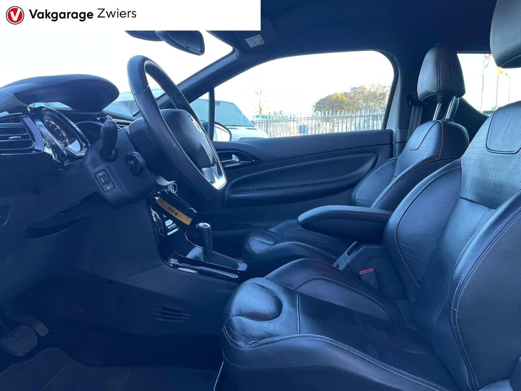 Hoofdafbeelding DS DS 3