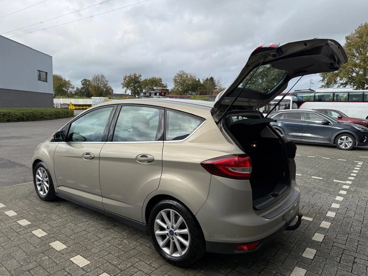 Hoofdafbeelding Ford C-MAX