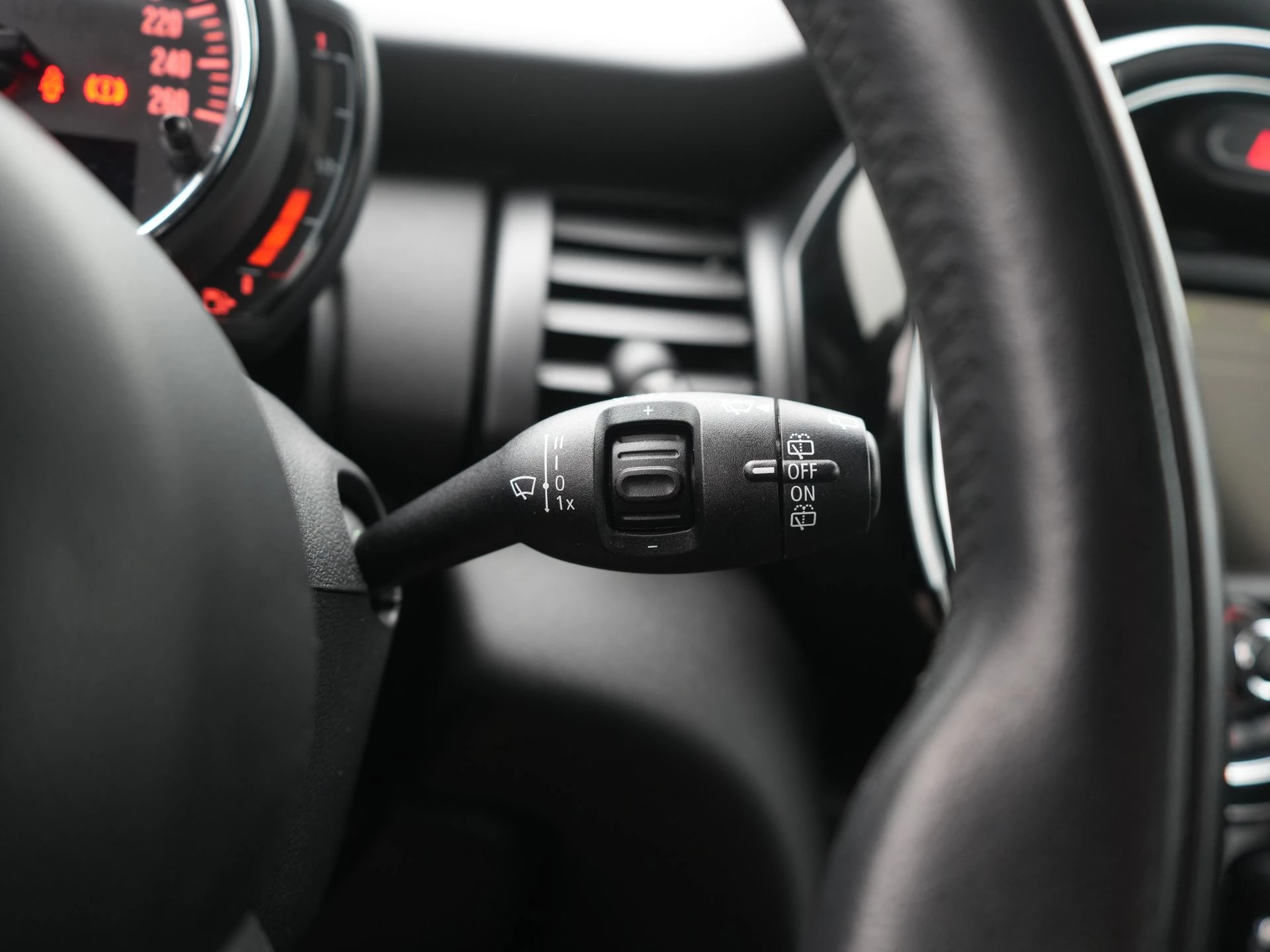 Hoofdafbeelding MINI One