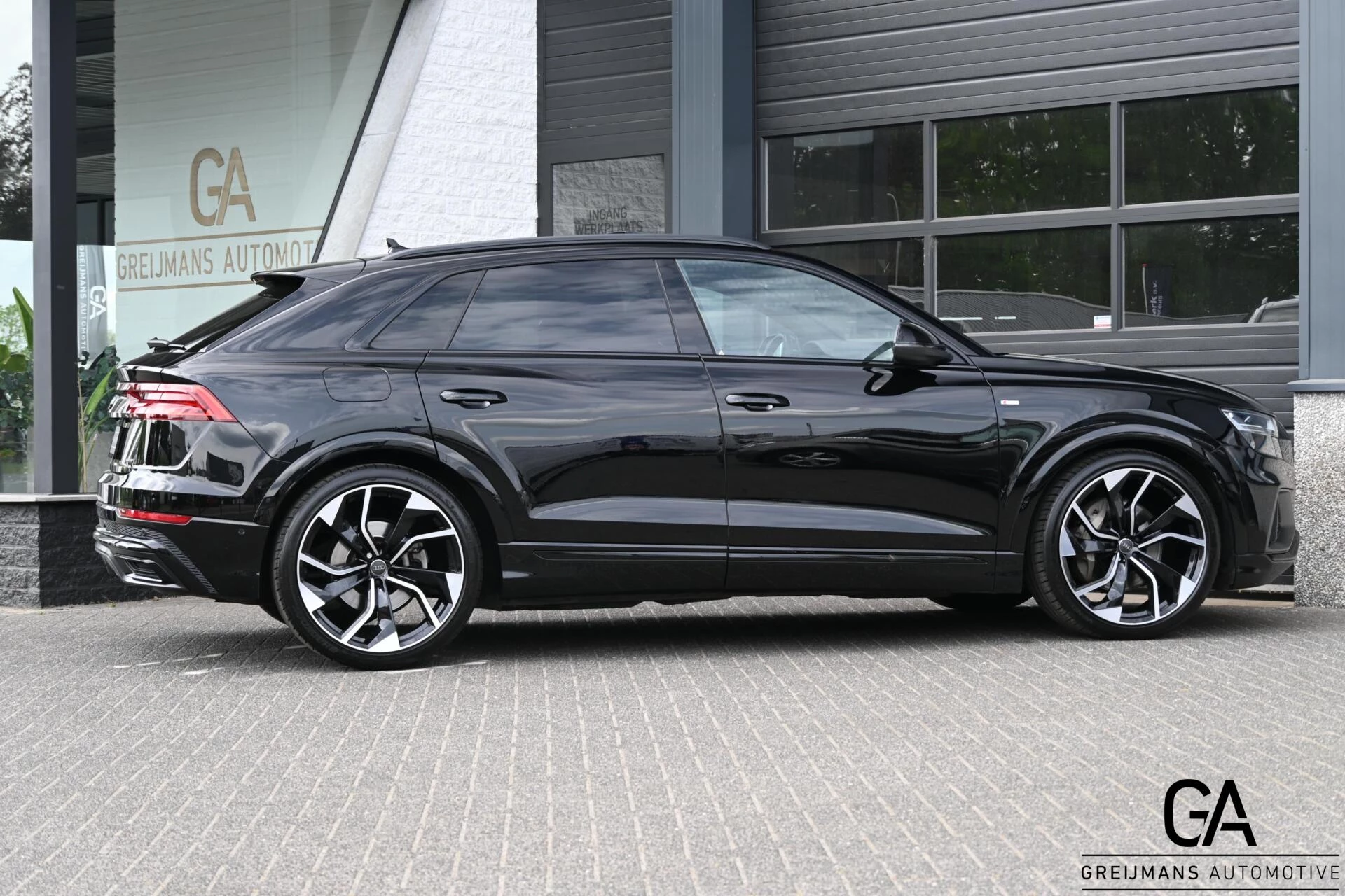 Hoofdafbeelding Audi Q8