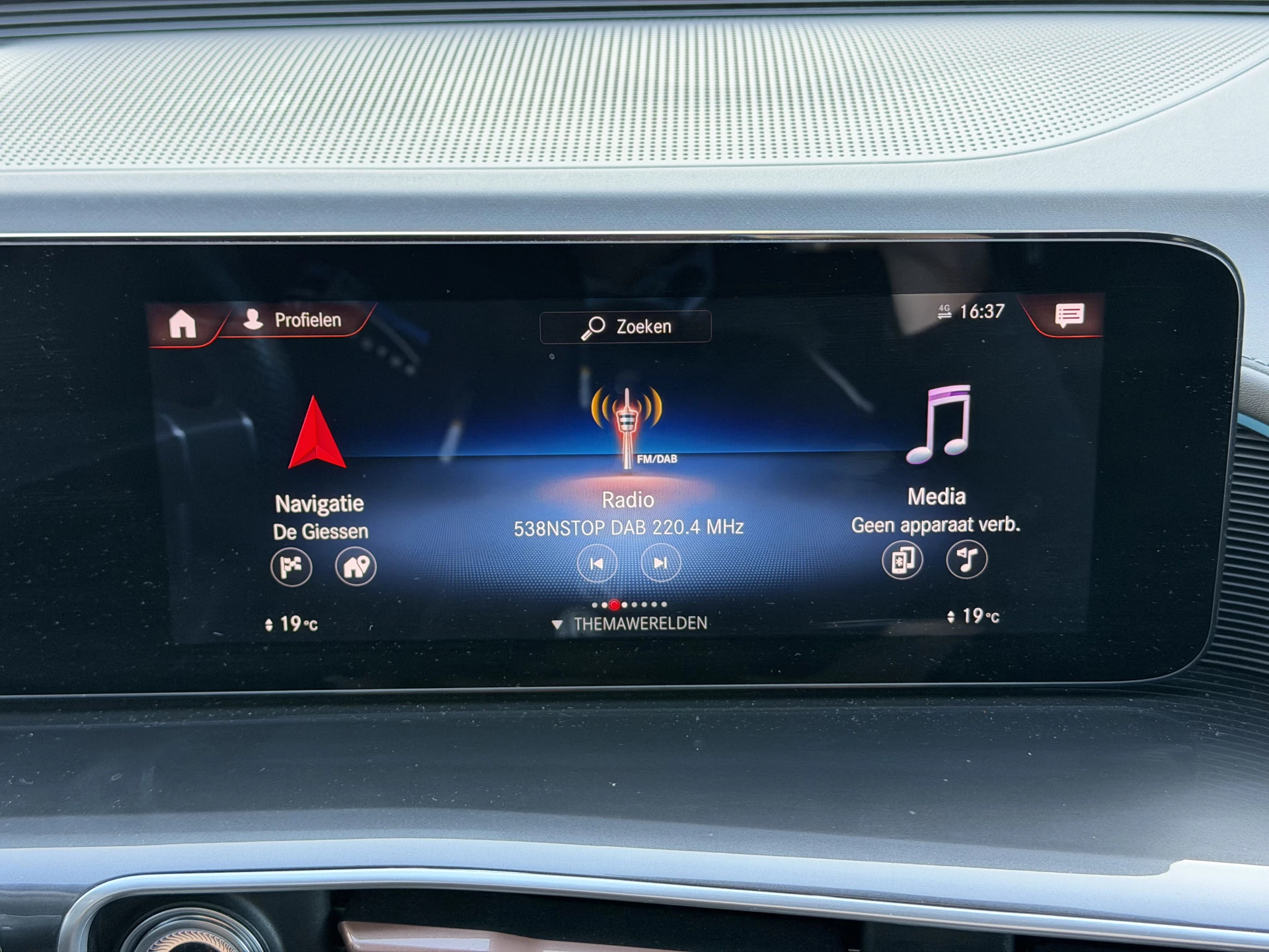 Hoofdafbeelding Mercedes-Benz EQC