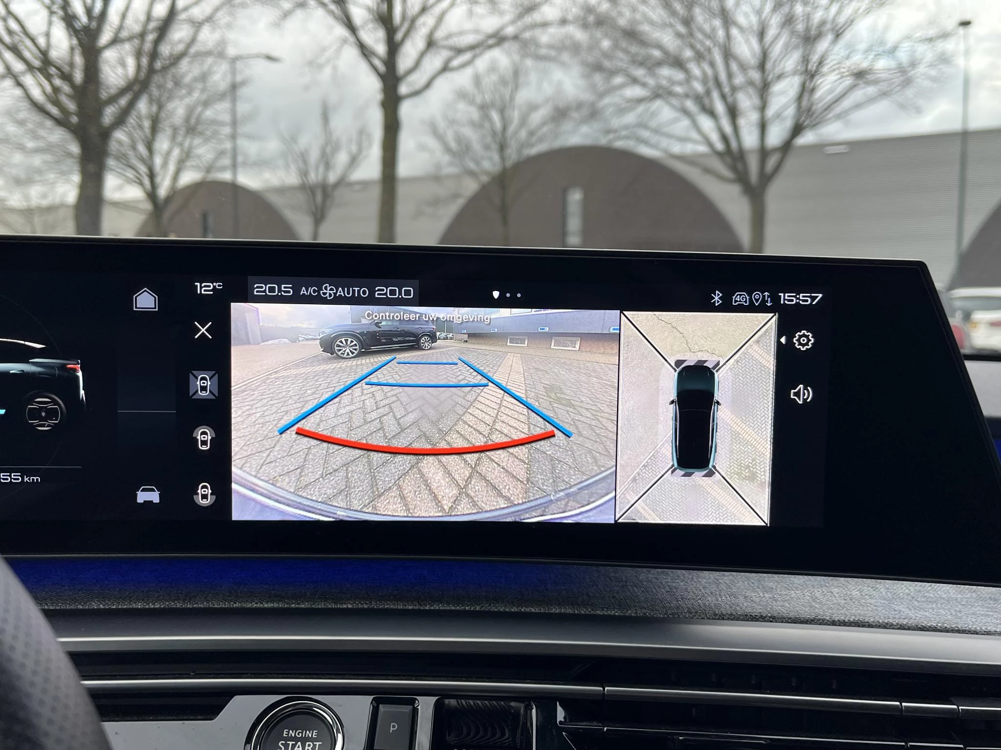 Hoofdafbeelding Peugeot e-3008