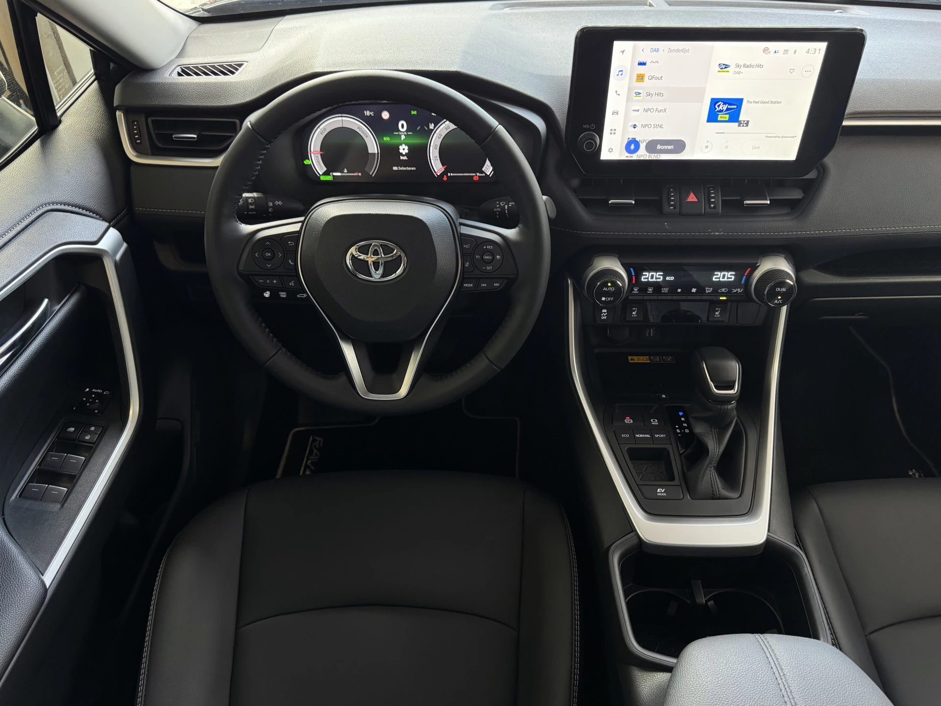 Hoofdafbeelding Toyota RAV4