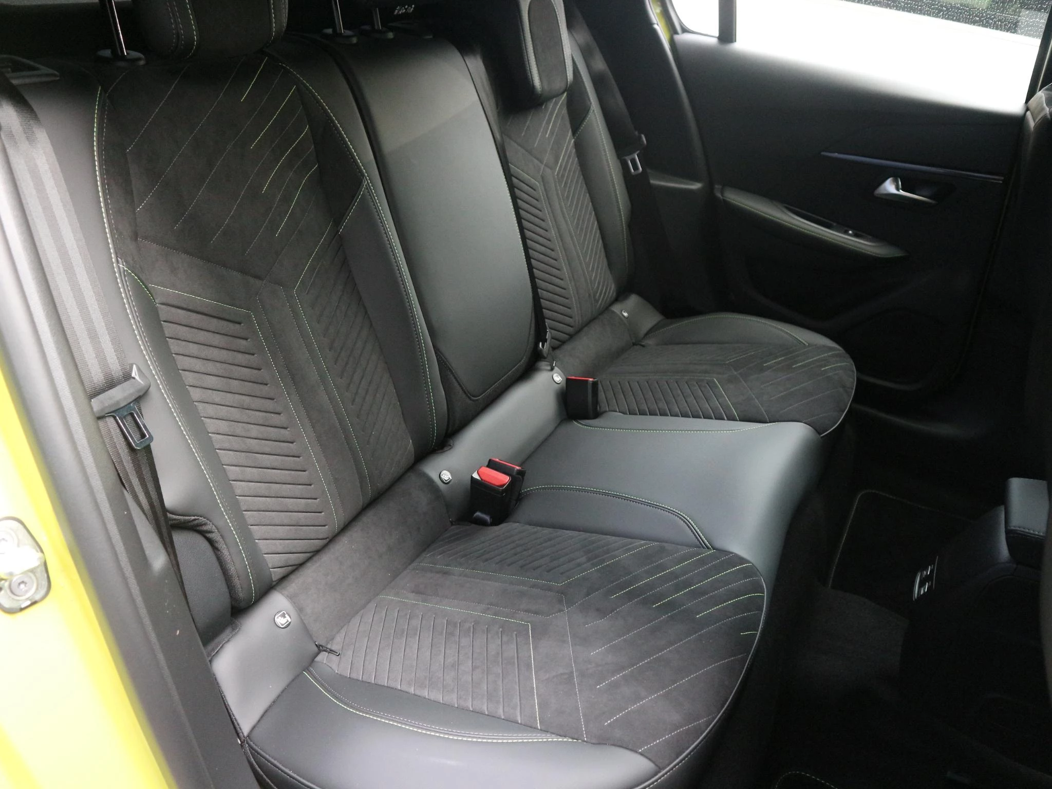 Hoofdafbeelding Peugeot e-208