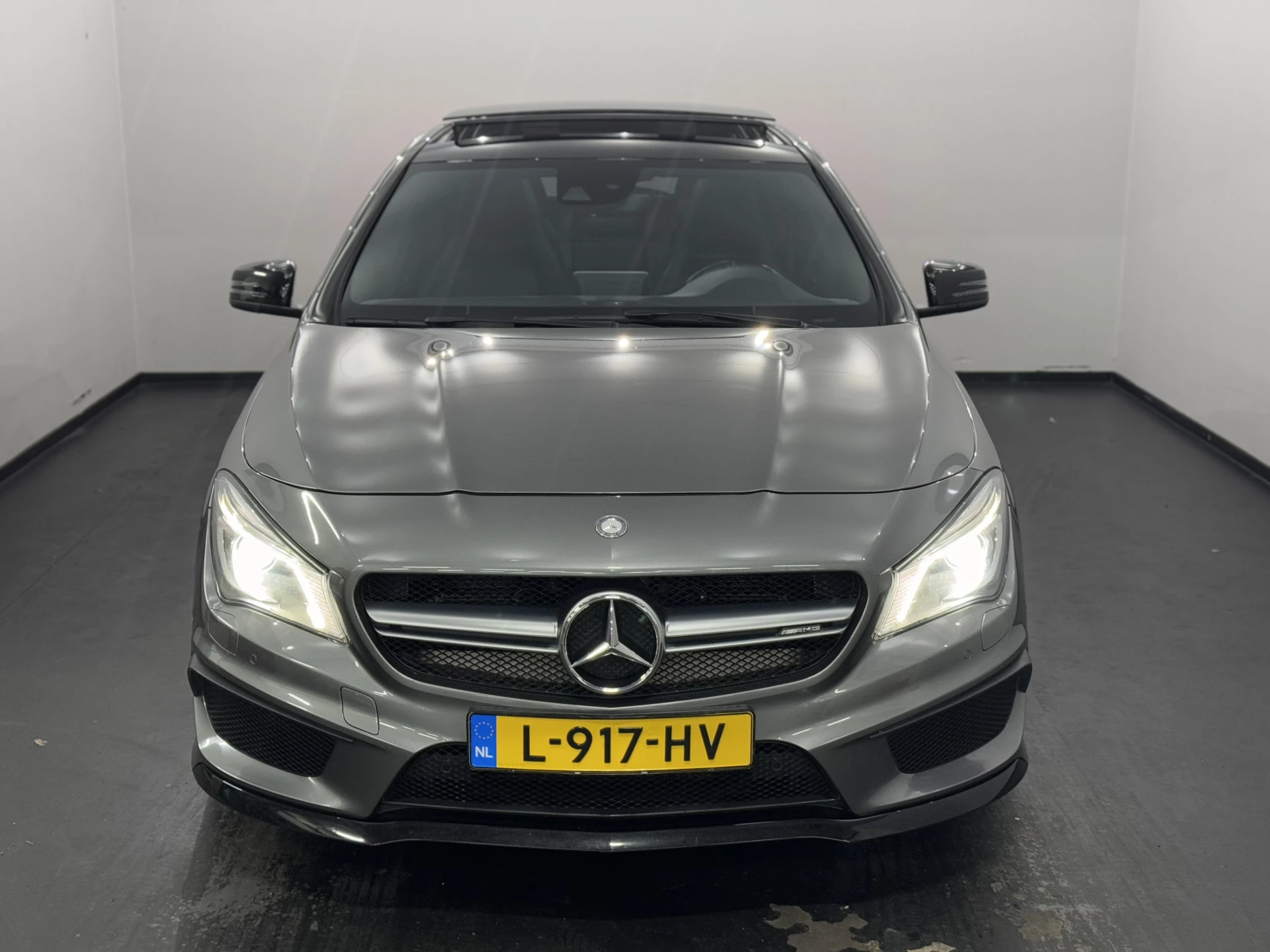 Hoofdafbeelding Mercedes-Benz CLA