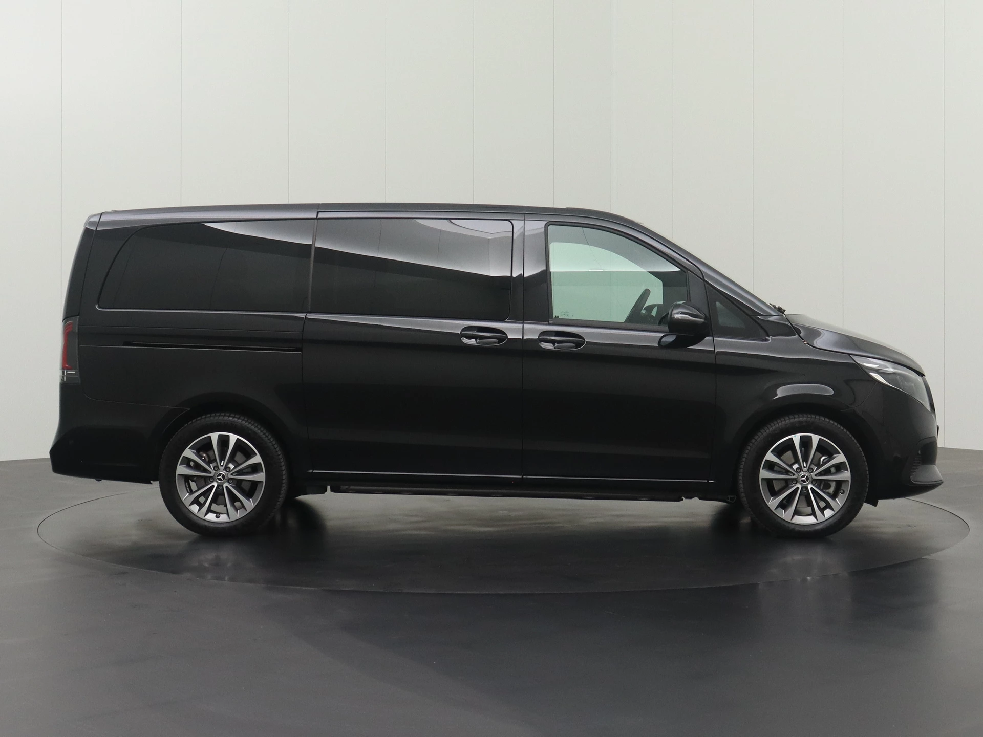 Hoofdafbeelding Mercedes-Benz EQV