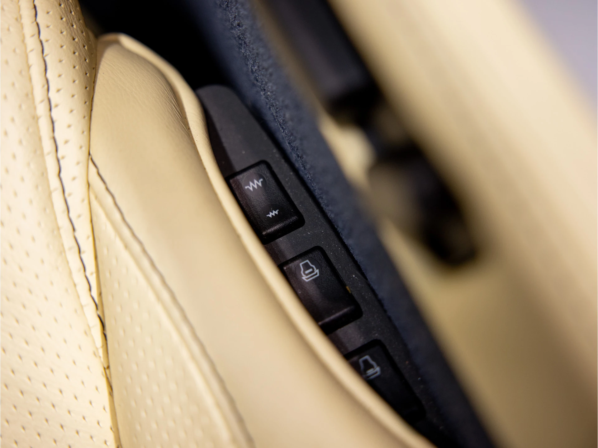 Hoofdafbeelding Aston Martin DB9