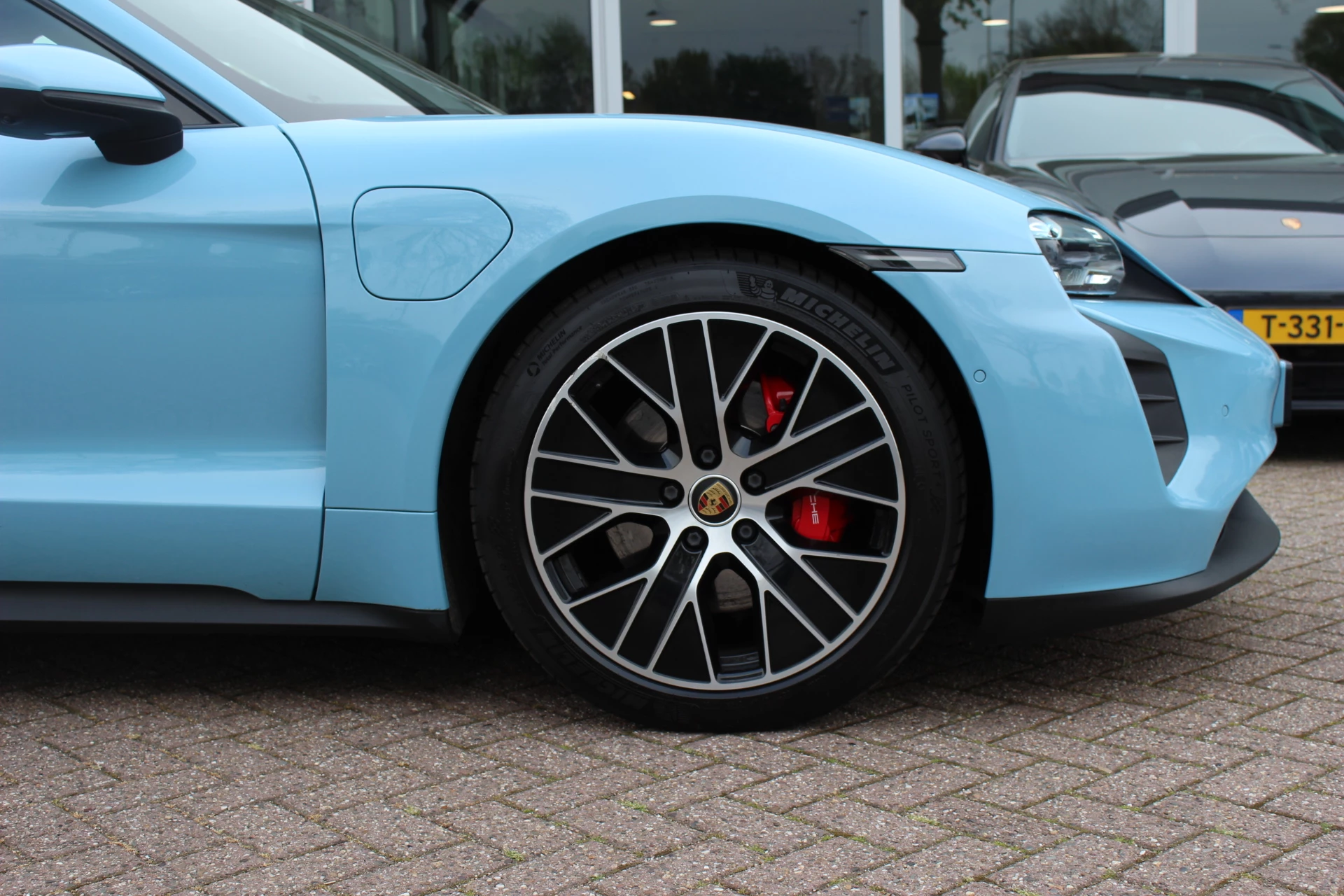Hoofdafbeelding Porsche Taycan