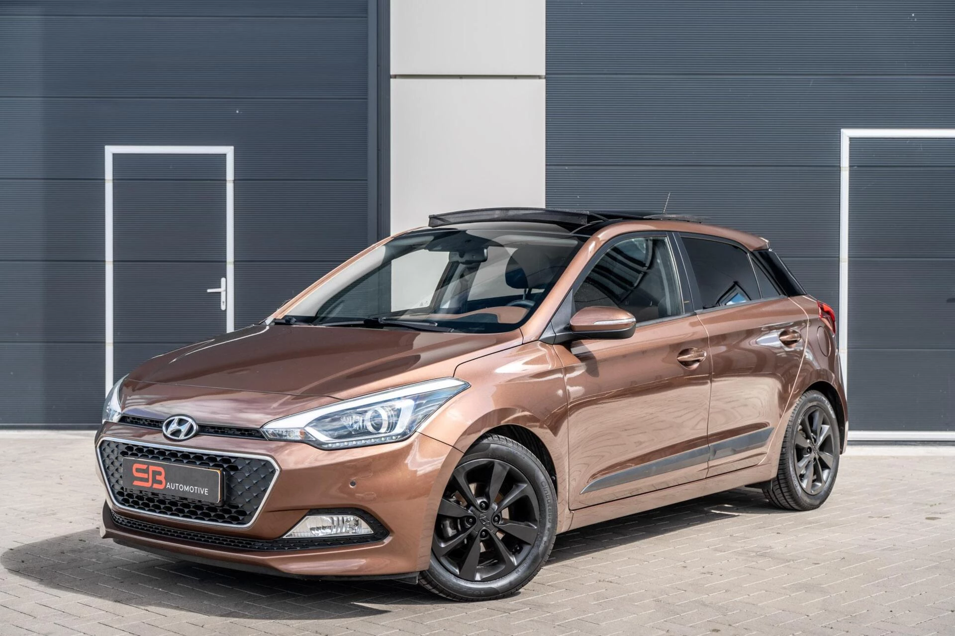 Hoofdafbeelding Hyundai i20