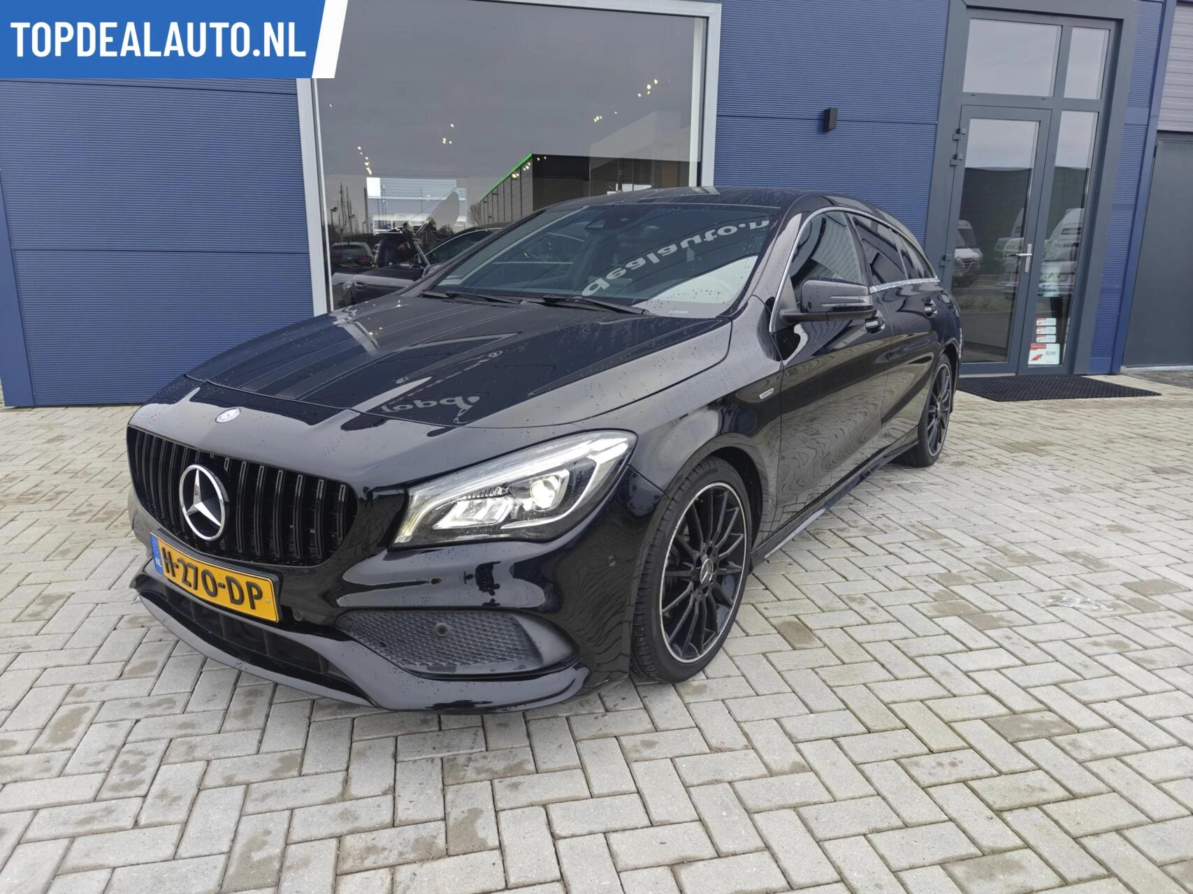 Hoofdafbeelding Mercedes-Benz CLA