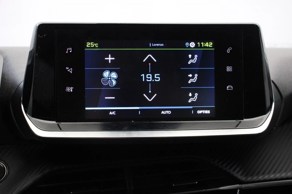 Hoofdafbeelding Peugeot e-208
