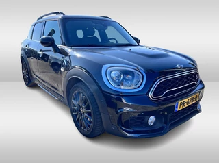 MINI Countryman Mini 2.0 Cooper S ALL4 Chili / Leder / Navigatie / Keyless / 18'' / Harman Kardon / Navigatie / DAB / Stoelverwarming / Cruise Control