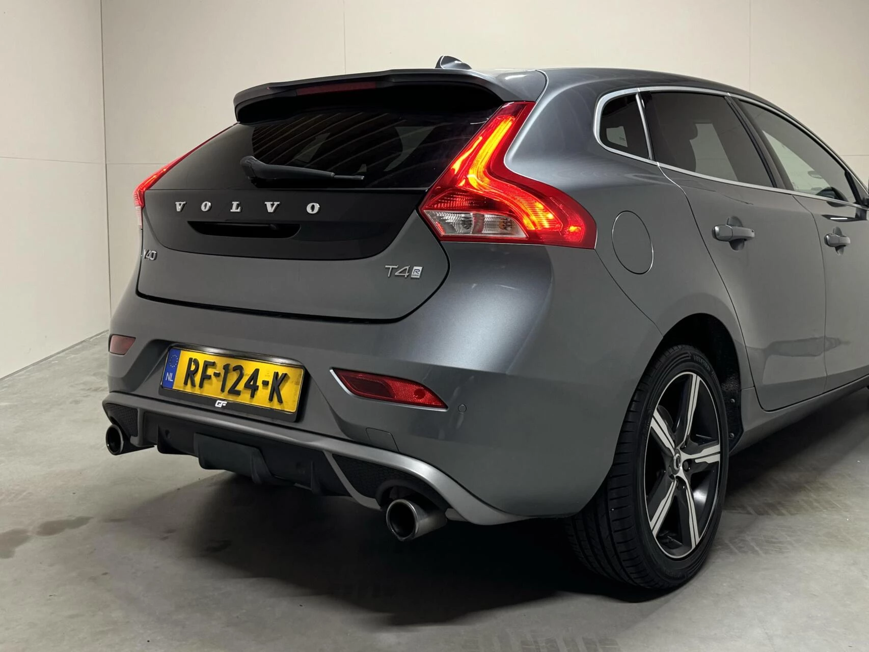Hoofdafbeelding Volvo V40