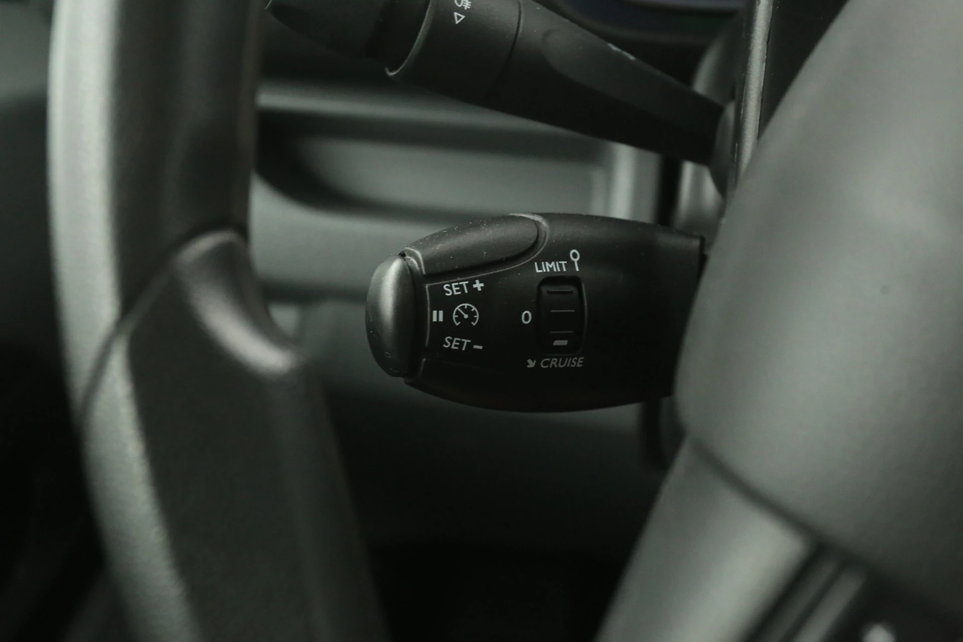 Hoofdafbeelding Peugeot e-Expert