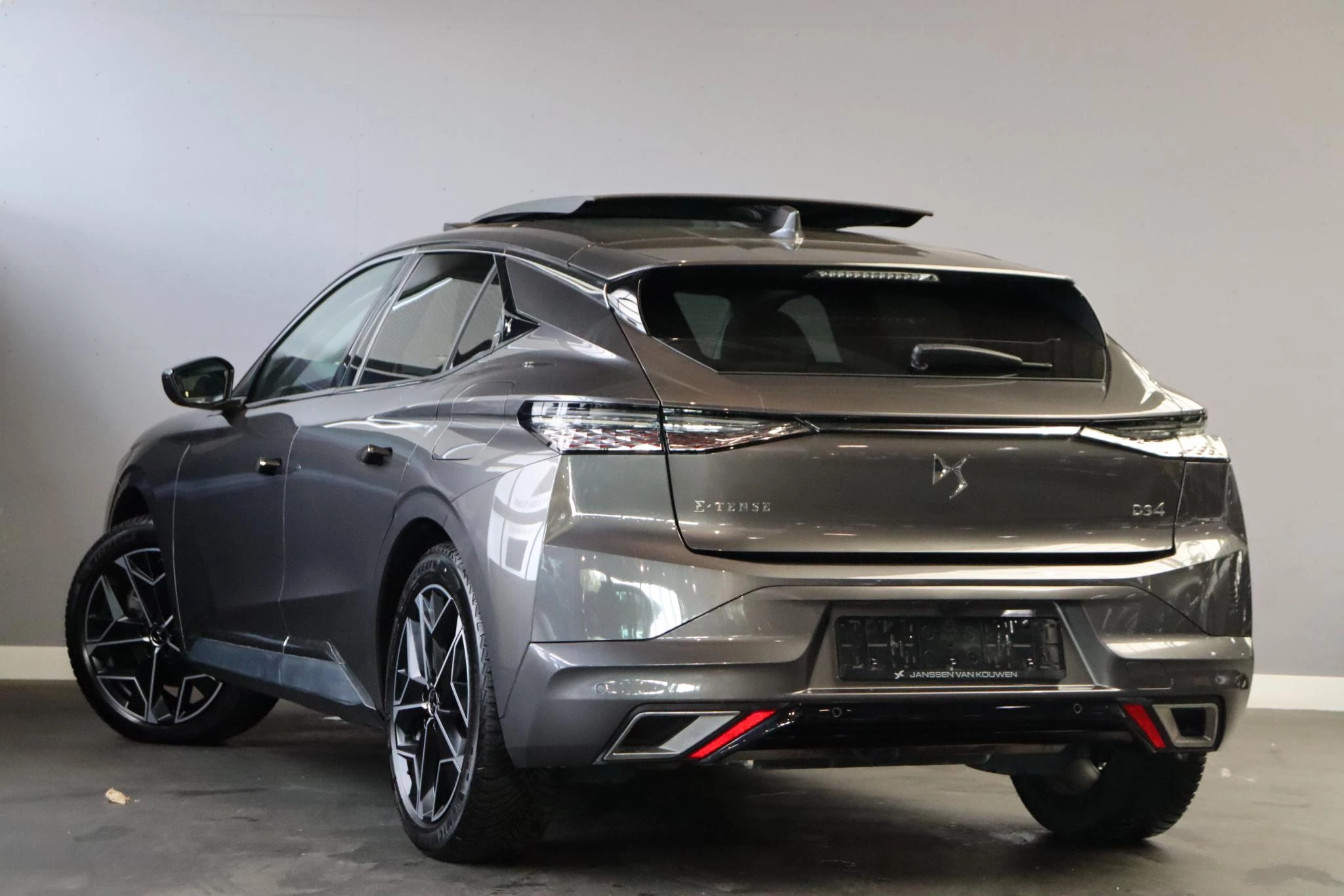 Hoofdafbeelding DS DS 4