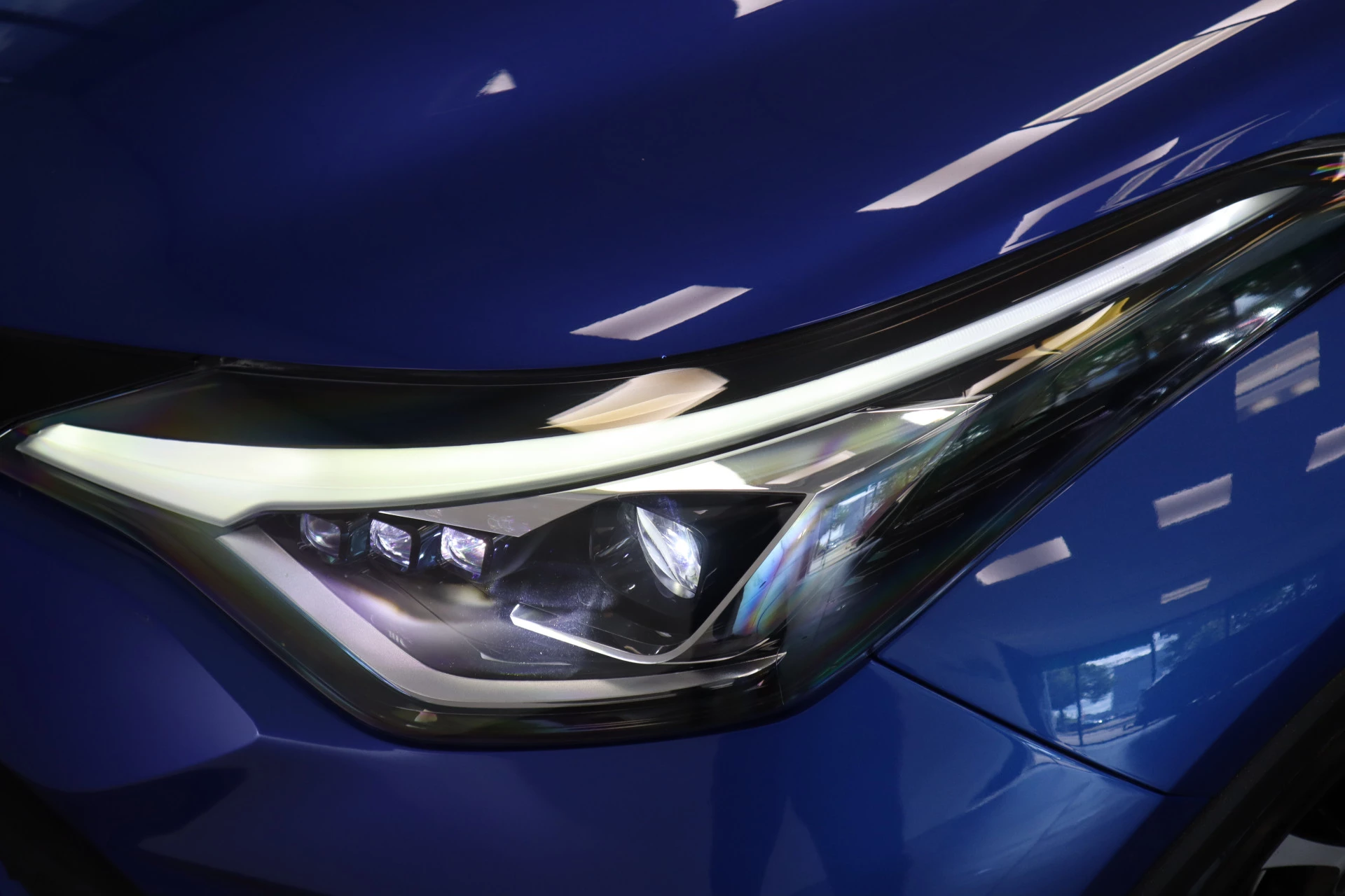 Hoofdafbeelding Toyota C-HR