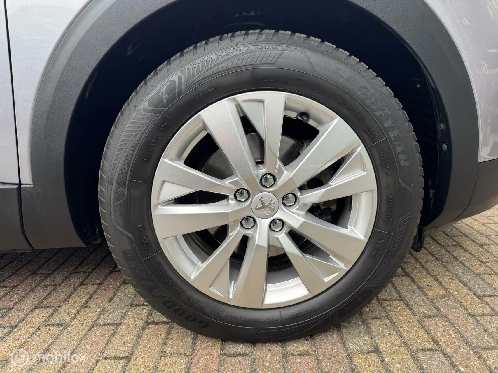 Hoofdafbeelding Peugeot 5008
