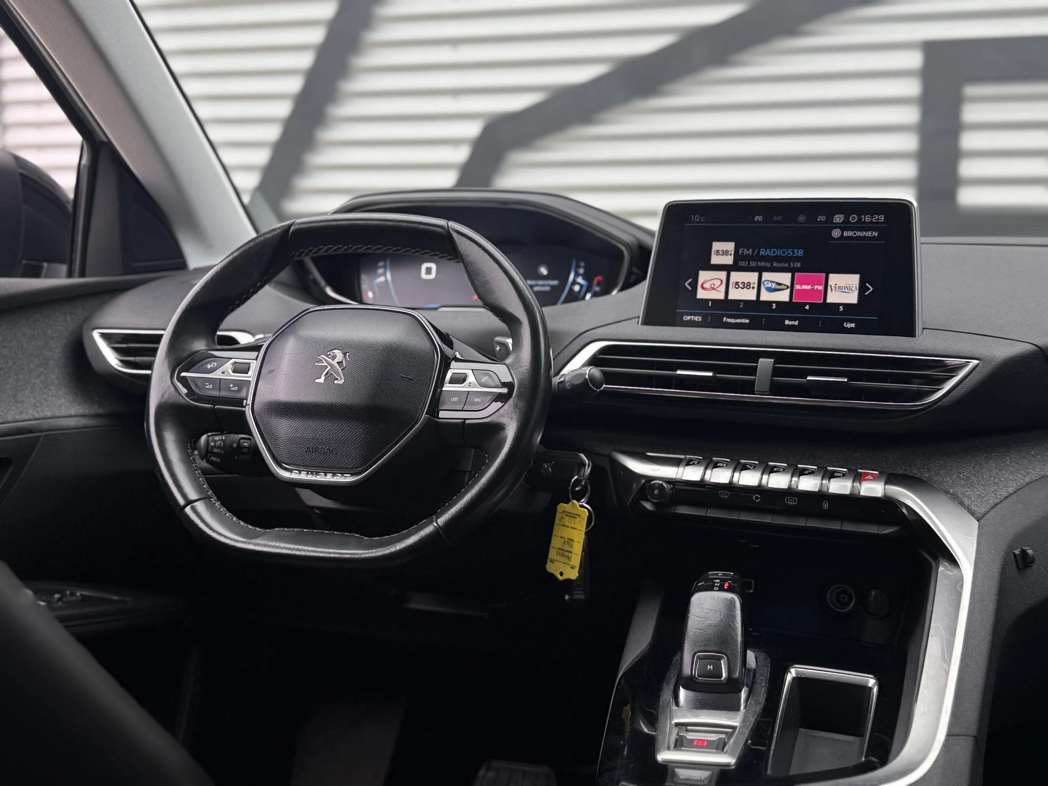 Hoofdafbeelding Peugeot 5008