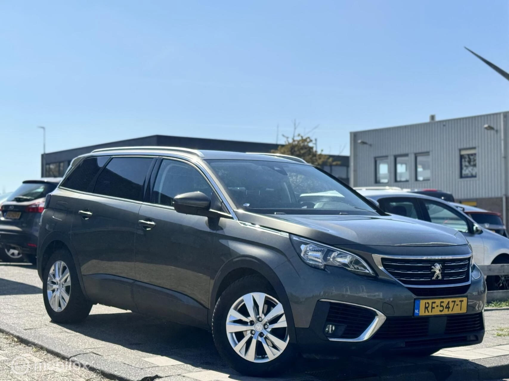 Hoofdafbeelding Peugeot 5008