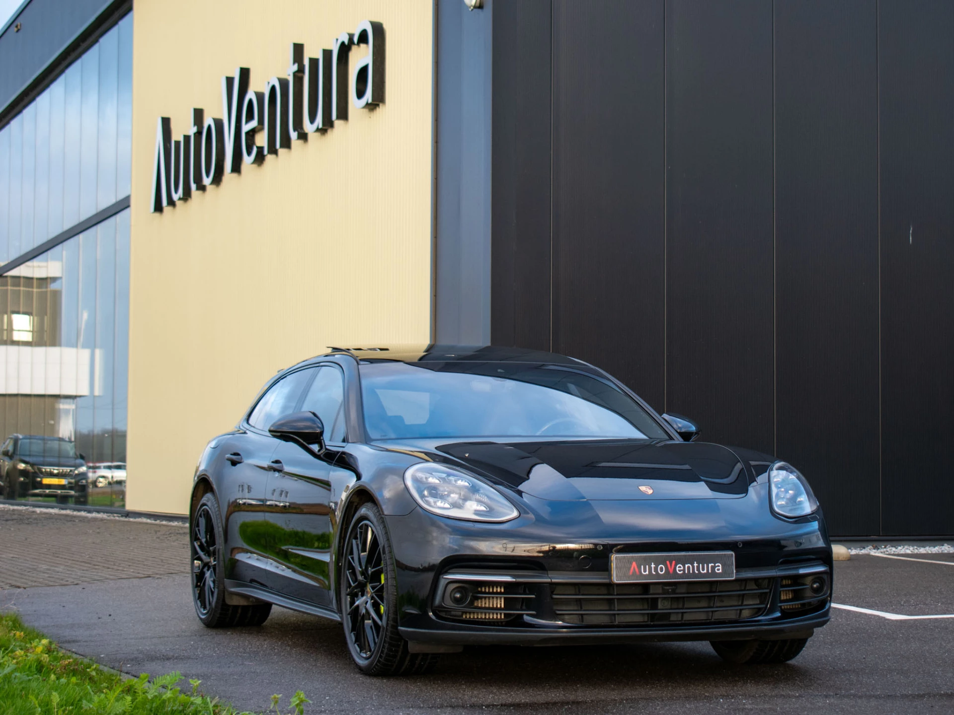 Hoofdafbeelding Porsche Panamera