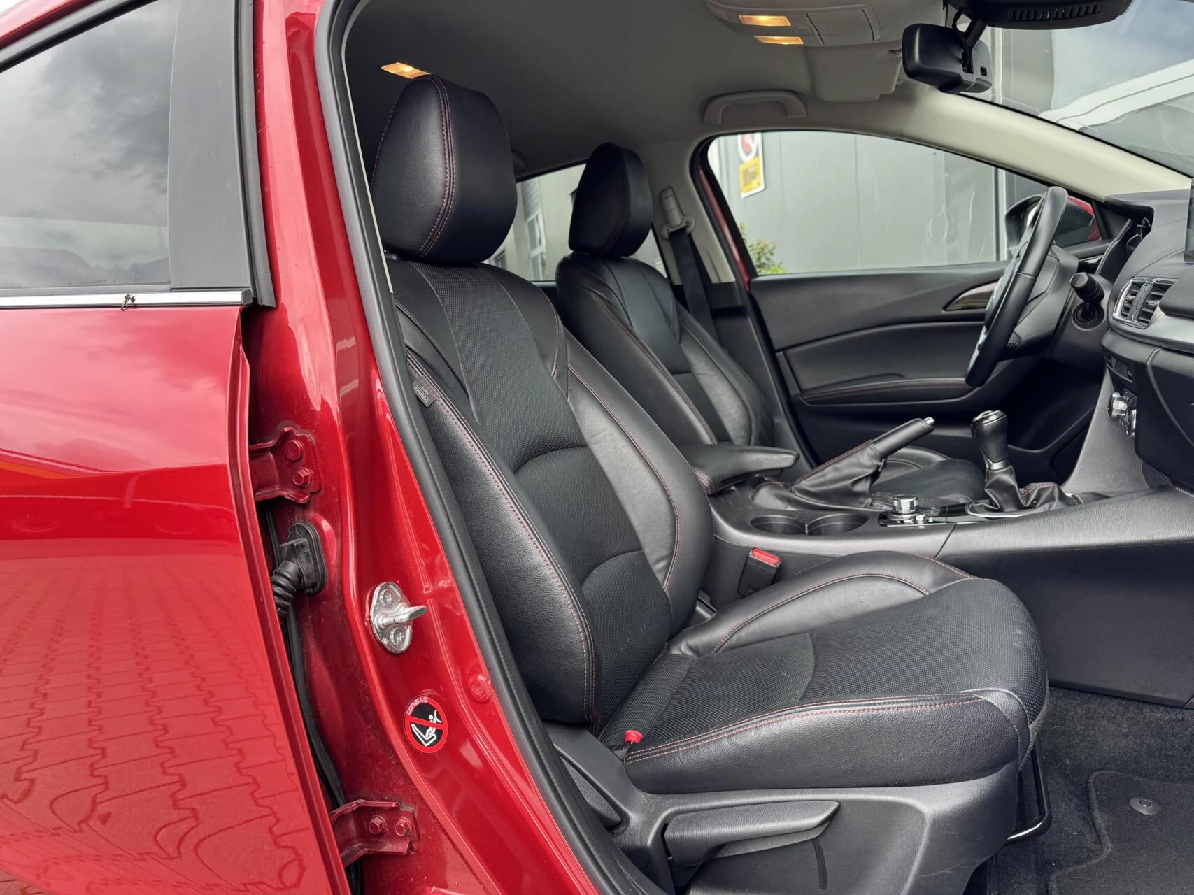 Hoofdafbeelding Mazda 3
