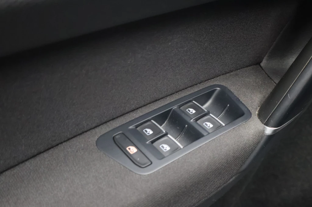 Hoofdafbeelding Volkswagen Golf Sportsvan