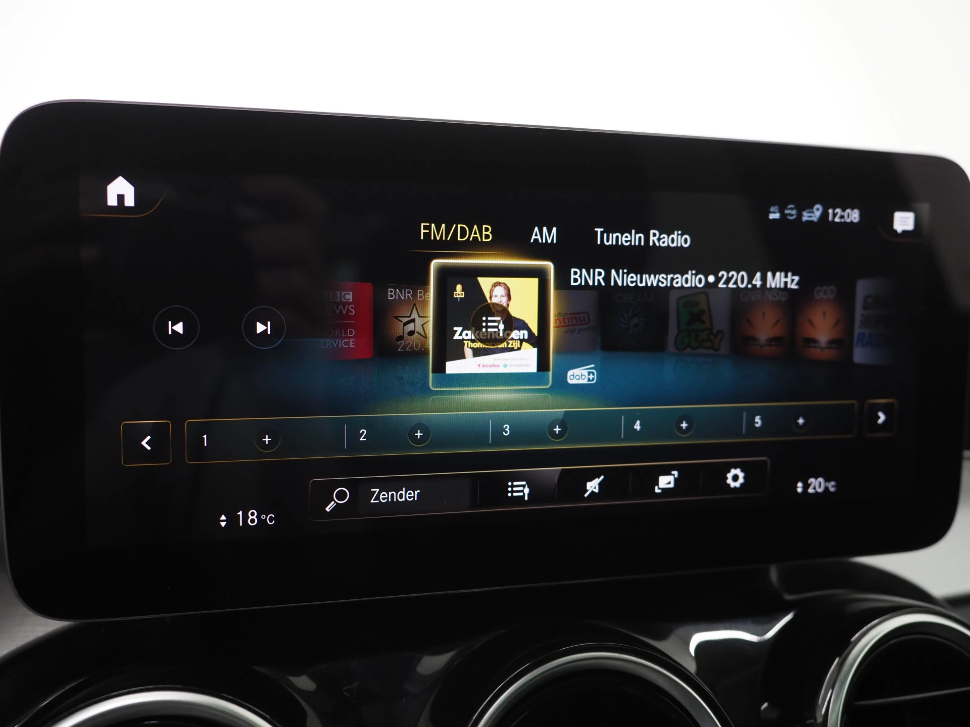 Hoofdafbeelding Mercedes-Benz GLC