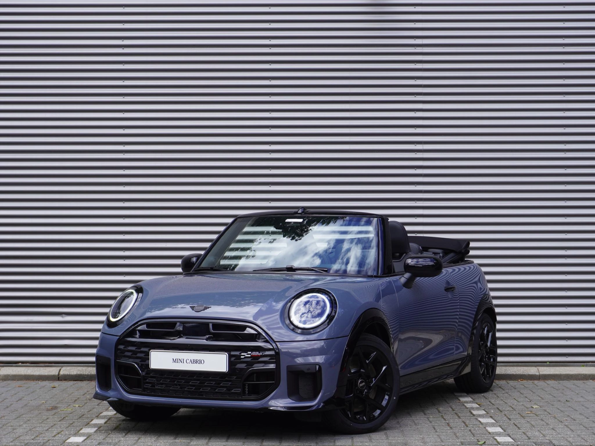 Hoofdafbeelding MINI Cabrio