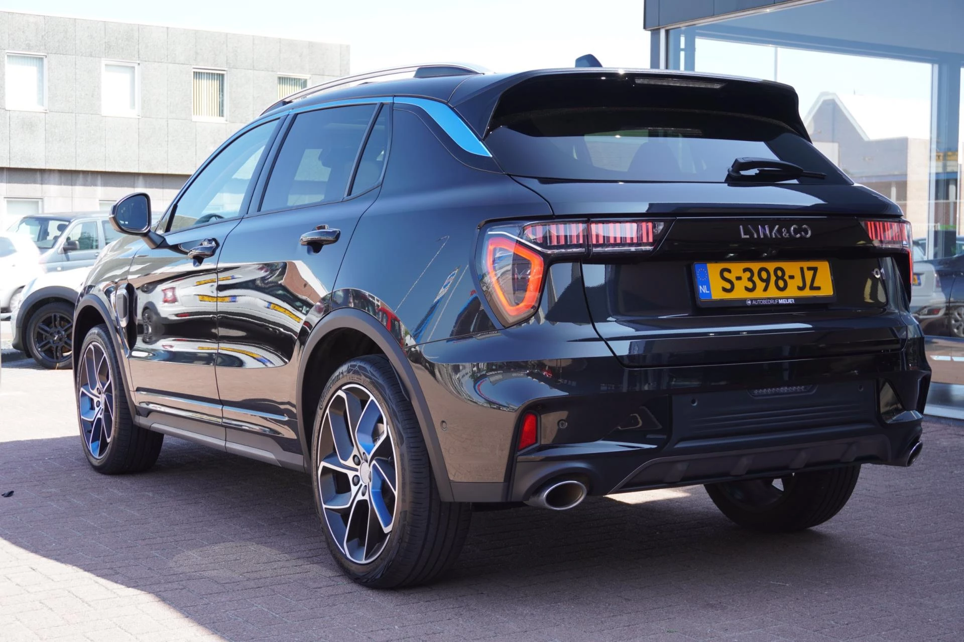 Hoofdafbeelding Lynk & Co 01