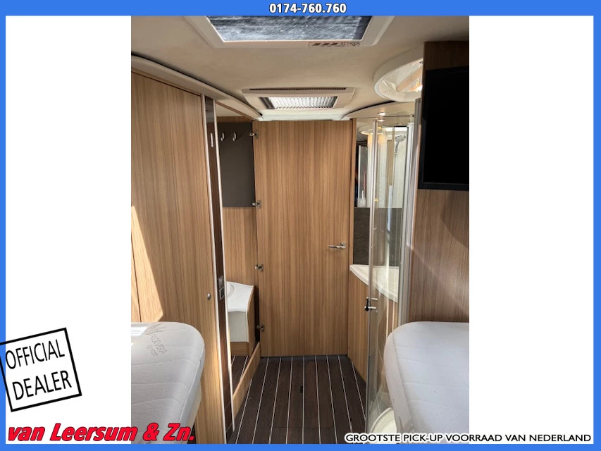 Hoofdafbeelding Knaus R03