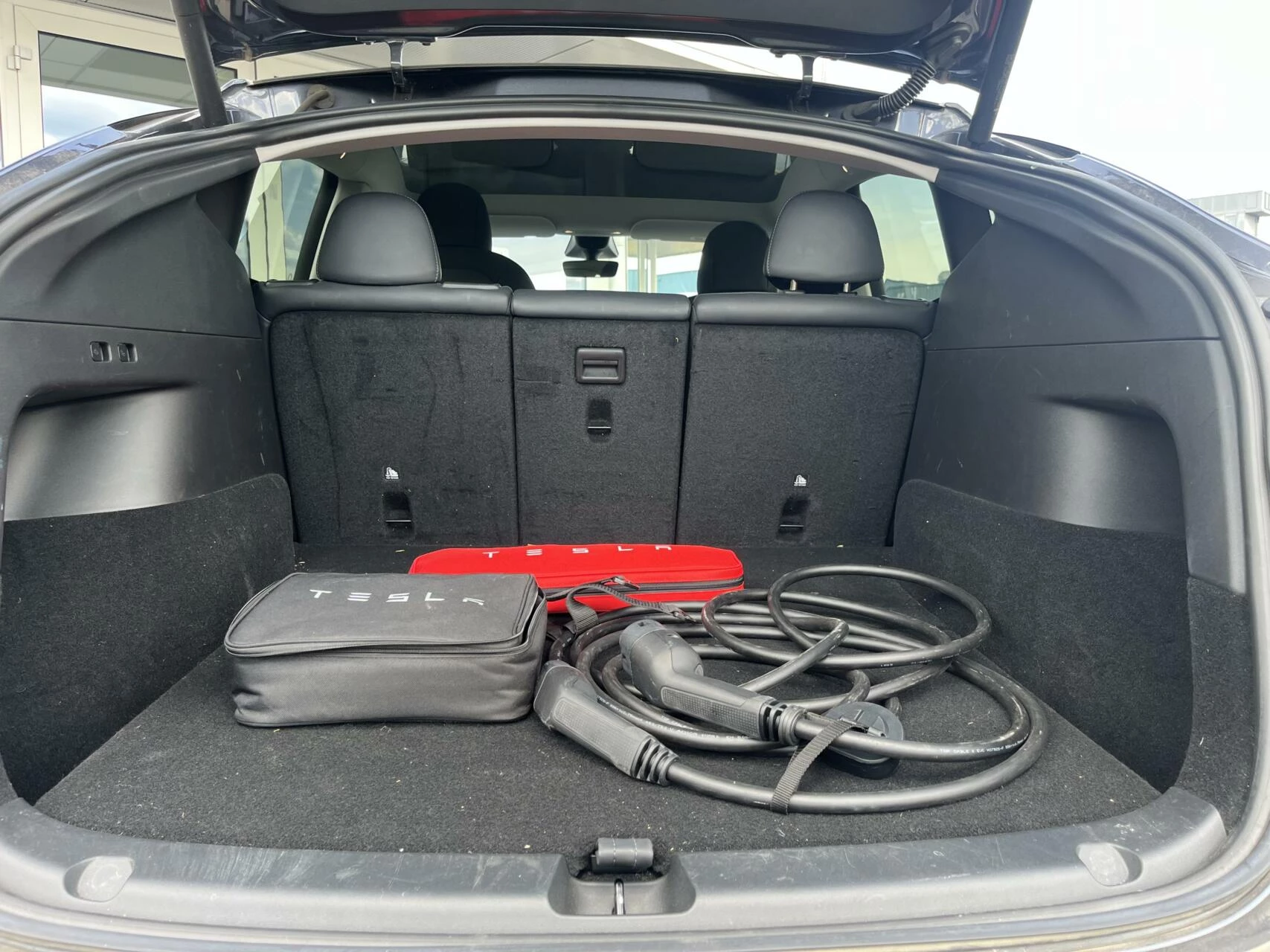 Hoofdafbeelding Tesla Model Y