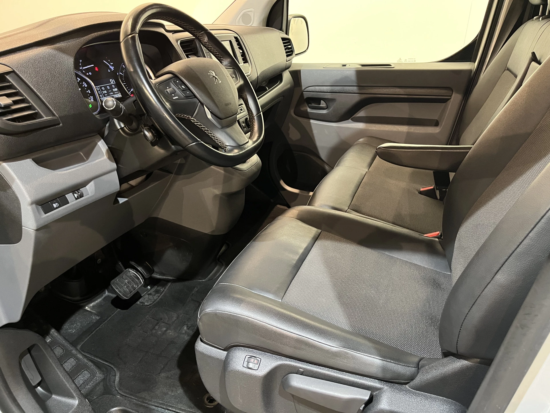 Hoofdafbeelding Peugeot Expert