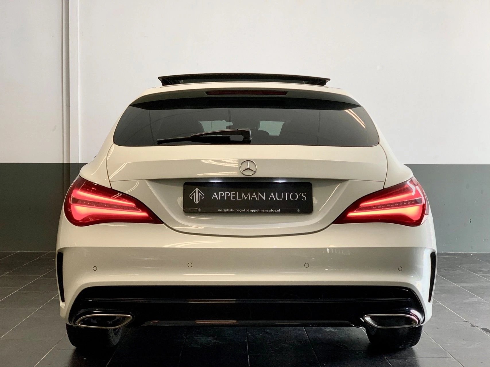 Hoofdafbeelding Mercedes-Benz CLA