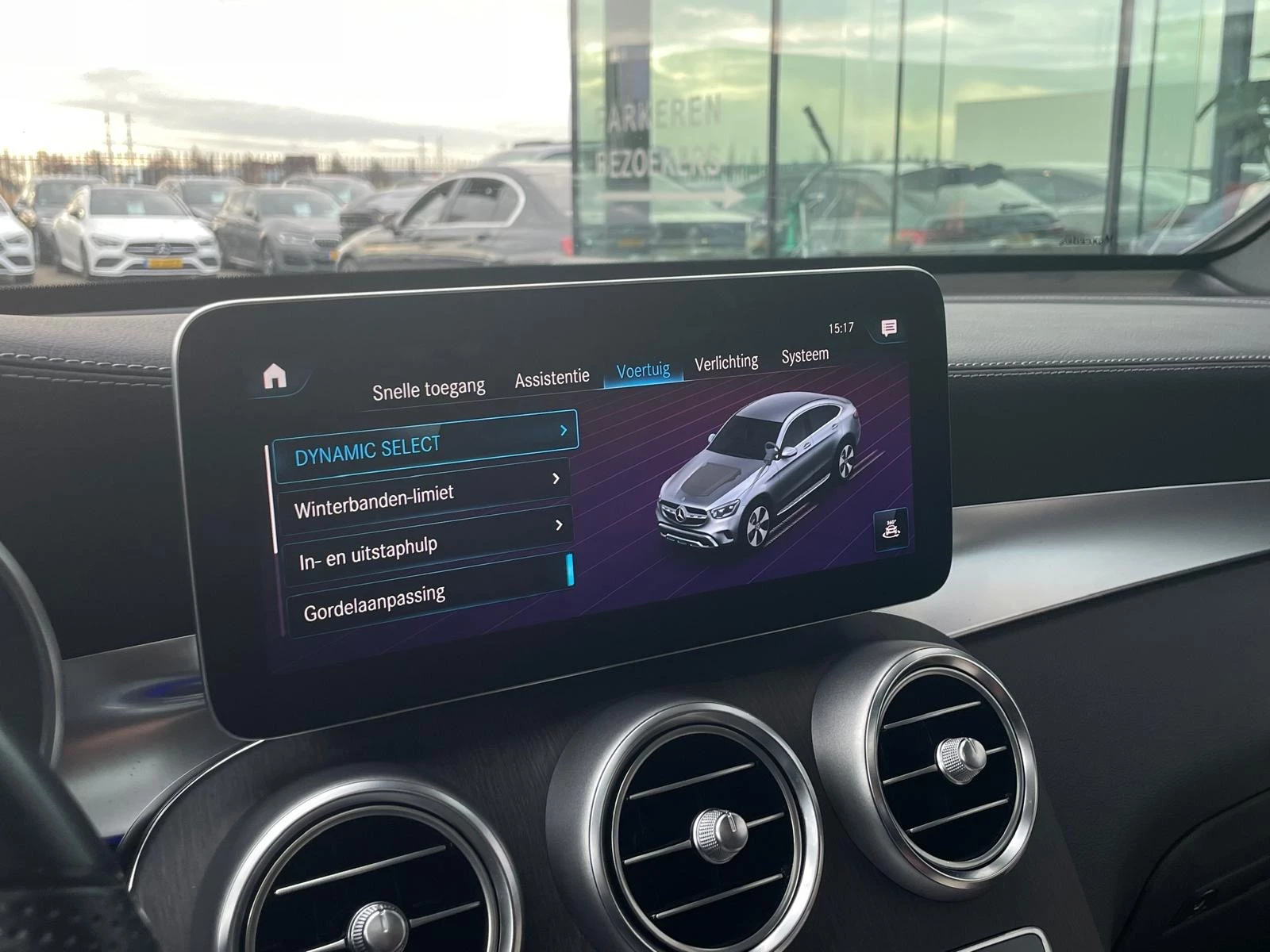 Hoofdafbeelding Mercedes-Benz GLC