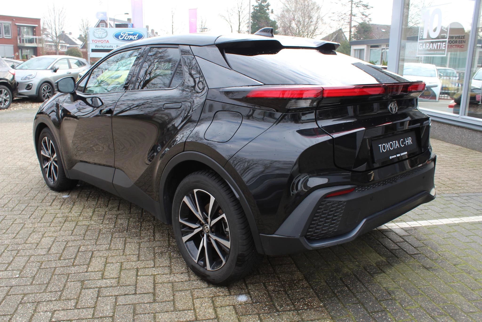 Hoofdafbeelding Toyota C-HR