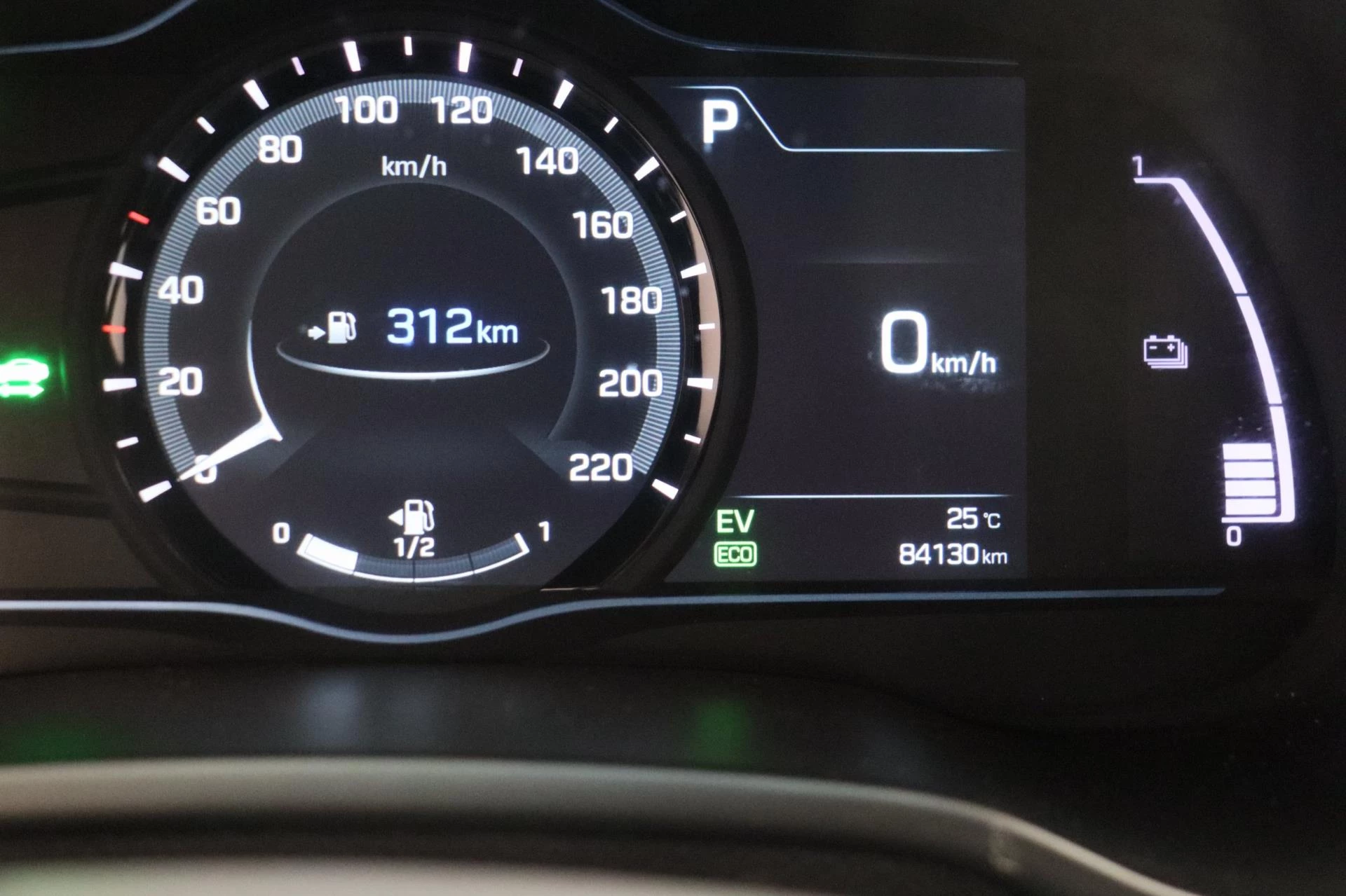 Hoofdafbeelding Hyundai IONIQ