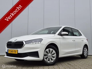 SKODA FABIA 1.0 TSI AMBITION/FULL LED/CARPLAY/PDC/FRONT ASSIST/BLUETOOTH/AIRCO