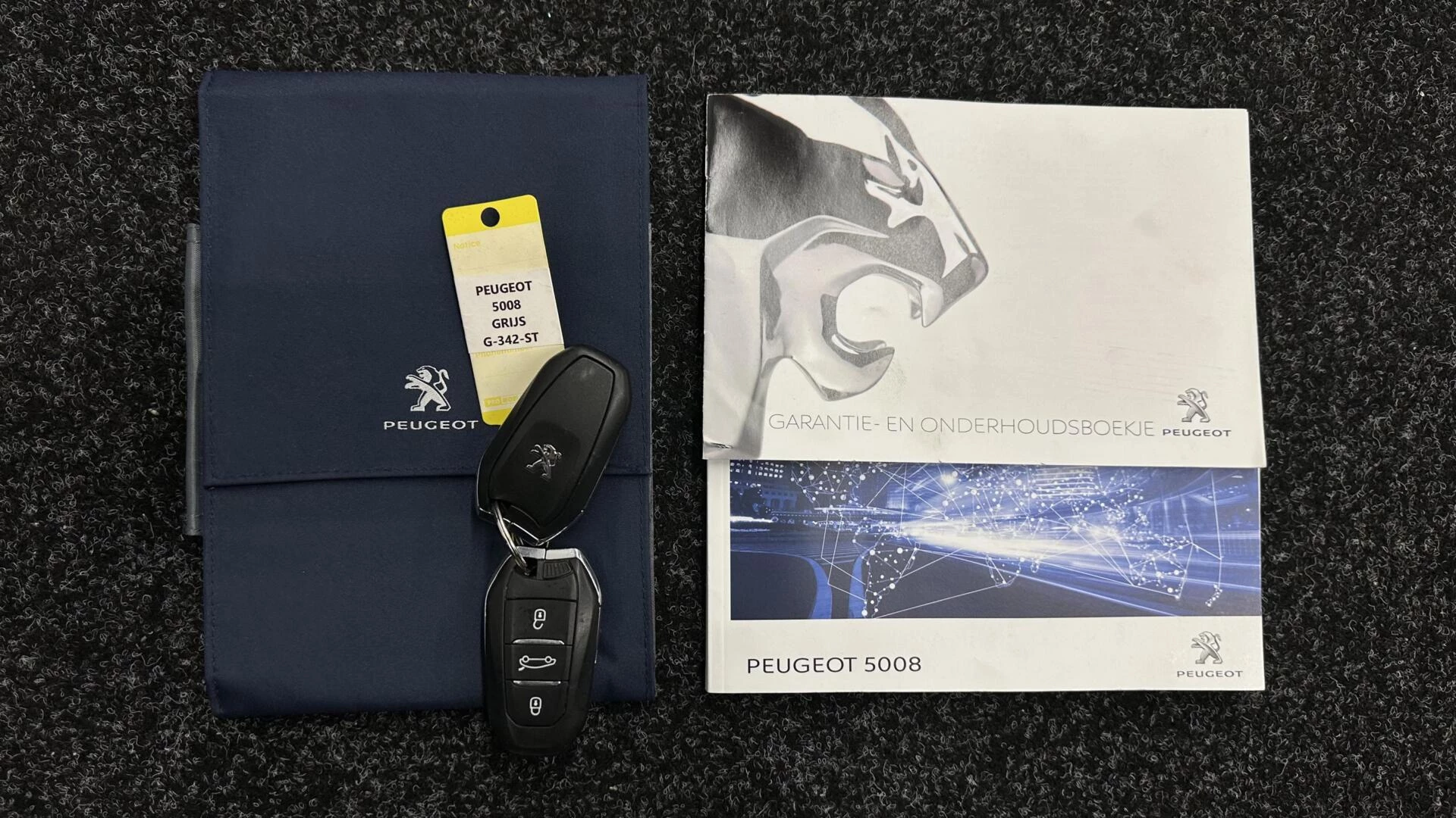 Hoofdafbeelding Peugeot 5008